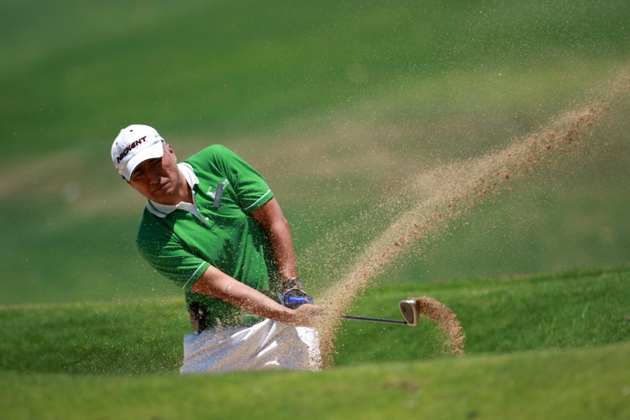Finna Golf & Country Club Prigen Екстер'єр фото