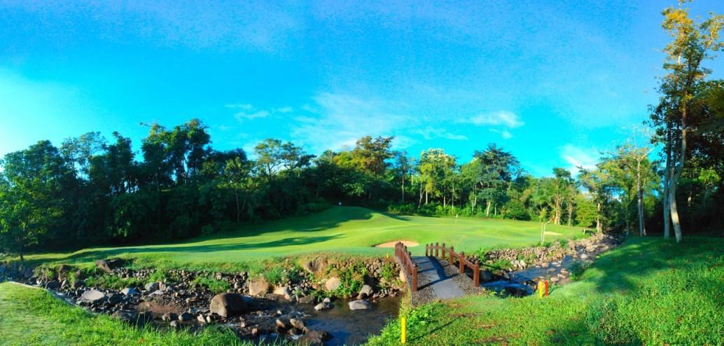 Finna Golf & Country Club Prigen Екстер'єр фото